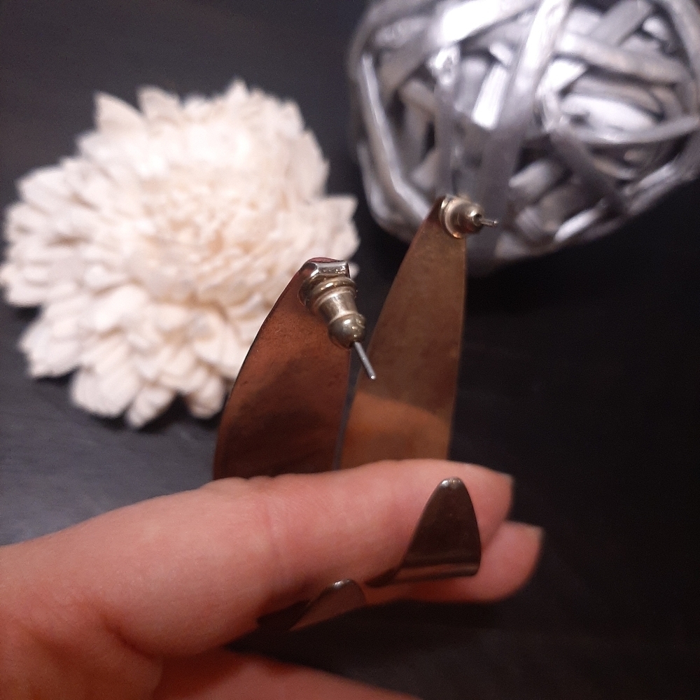 Vintage 80s Oversized Earrings Half Hoop Glitter Enamel Hand Painted - Picture 6 of 9